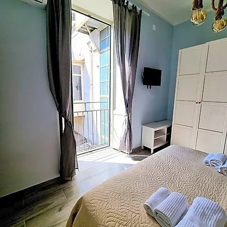 Duomo 152 B&B 나폴리